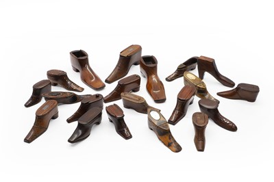 Lot 318 - A group of treen shoes snuff boxes