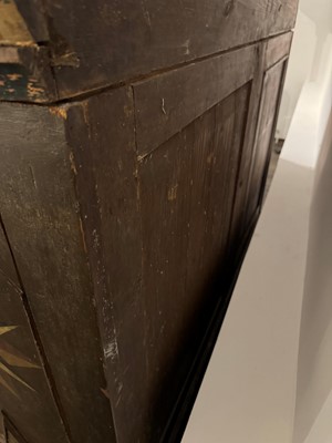 Lot 324 - A large painted cabinet
