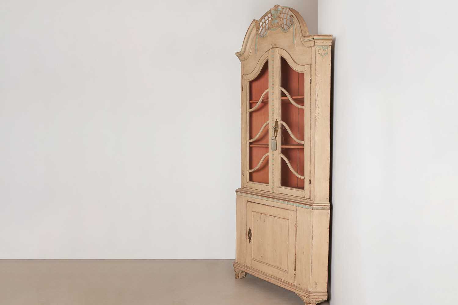 Lot 67 - A monumental painted corner cupboard