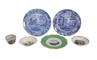 Lot 203 - A collection of ceramics