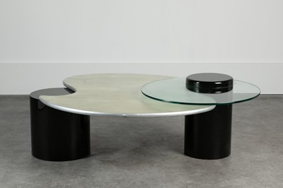Lot 409 - A postmodern two-tiered extendable coﬀee table