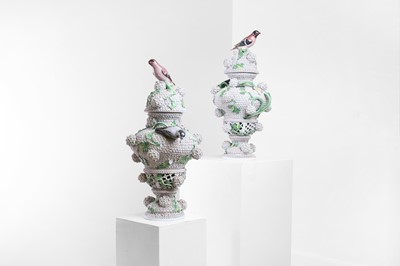 Lot 85 - A pair of Meissen Schneeballen vases and covers