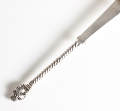 Lot 203 - A 17th-century Dutch silver spoon
