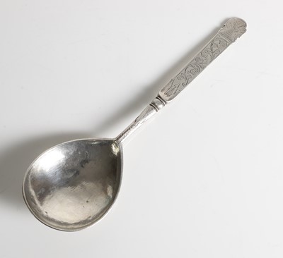 Lot 198 - A 17th-century Norwegian silver spoon