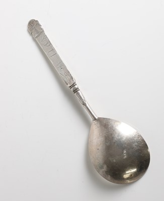 Lot 198 - A 17th-century Norwegian silver spoon