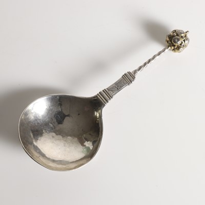 Lot 209 - A 17th-century Swedish silver spoon