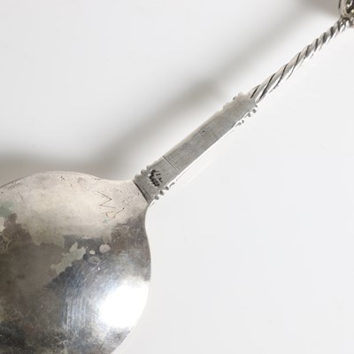 Lot 210 - A 17th-century Norwegian silver spoon