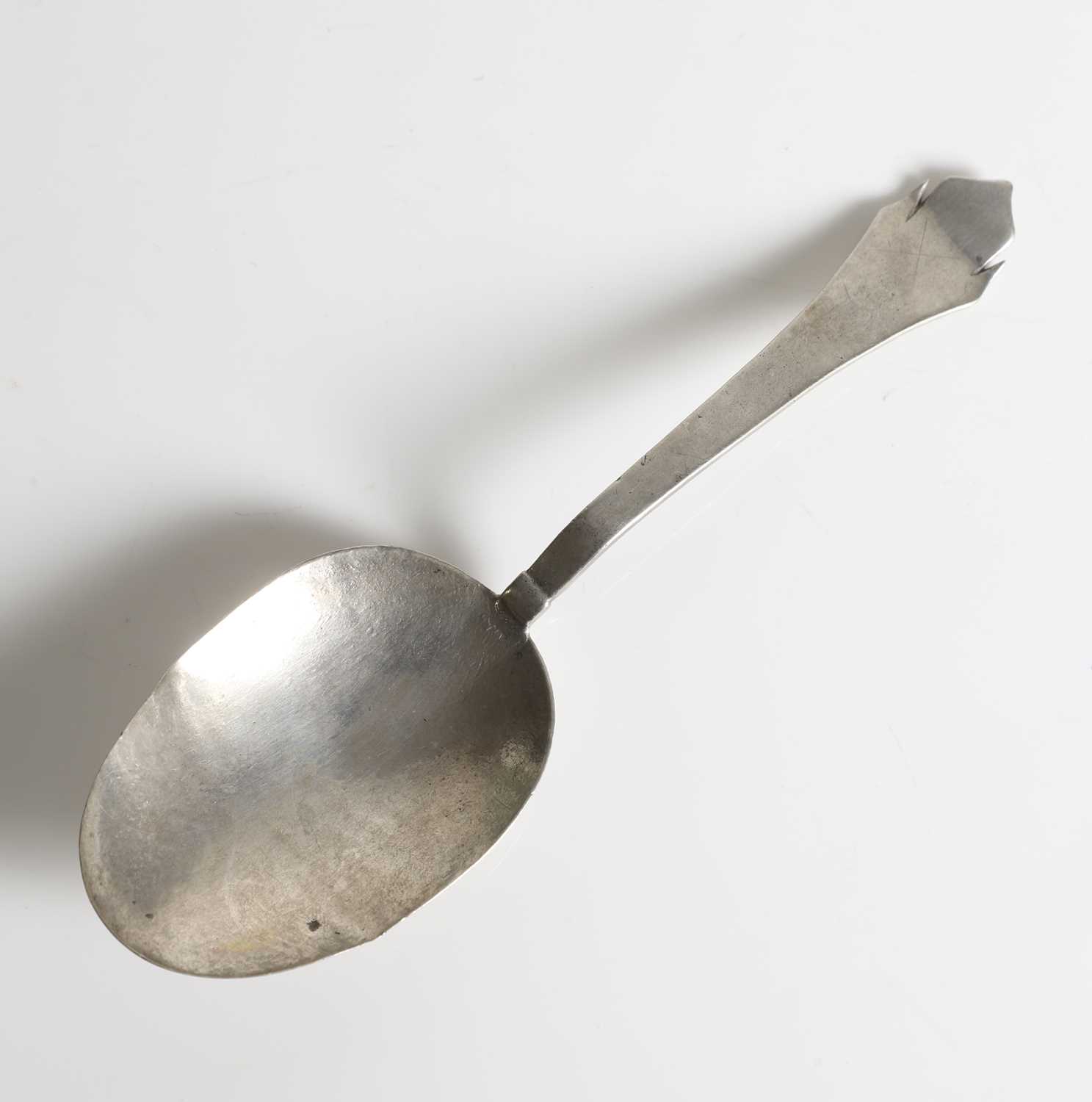 Lot 191 - A 17th-century Italian silver trefid spoon