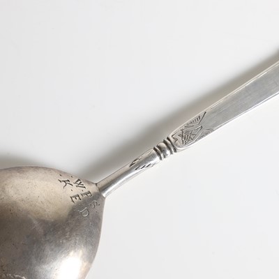 Lot 202 - A 17th-century Norwegian silver spoon