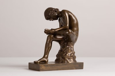 Lot 56 - A bronze figure of Spinario