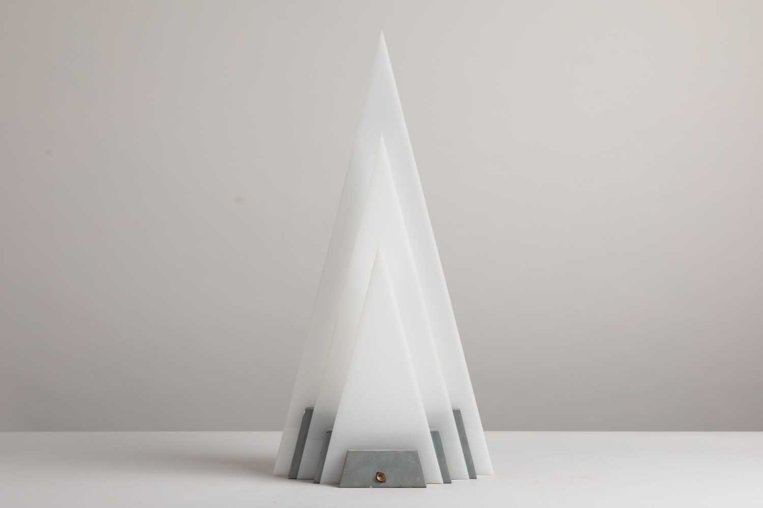 Lot 83 - An aluminium and white acrylic 'pyramid' table lamp