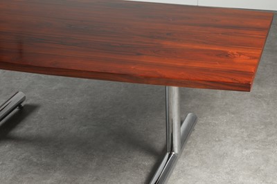 Lot 169 - A rosewood table