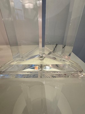 Lot 156 - A pair of Lucite table lamps