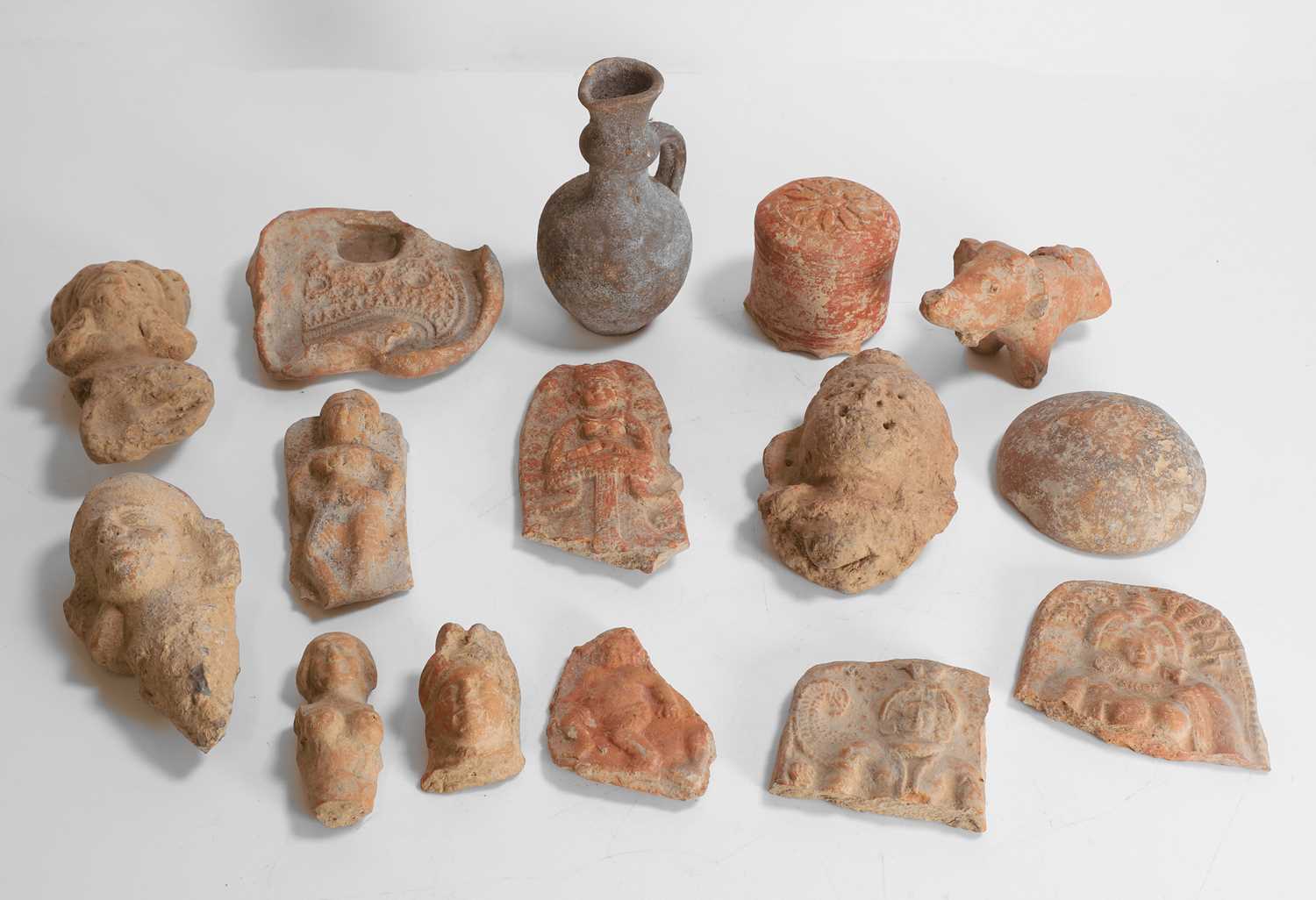 Lot 286 - A collection of Chandraketugarh terracotta pottery