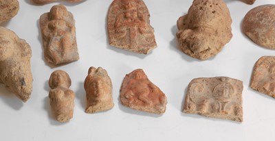 Lot 286 - A collection of Chandraketugarh terracotta pottery