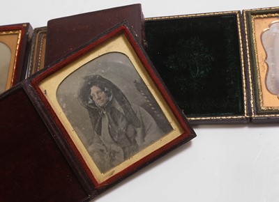 Lot 25 - A group of daguerreotypes