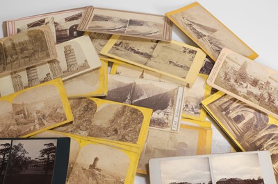 Lot 36 - A collection of mixed photography