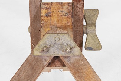 Lot 485 - A beech adjustable travel artist's easel by Winsor & Newton