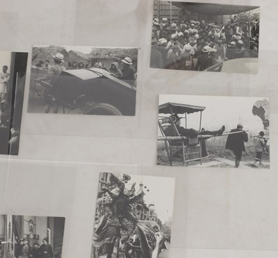 Lot 84 - Henri Cartier-Bresson (French, 1908-2004)