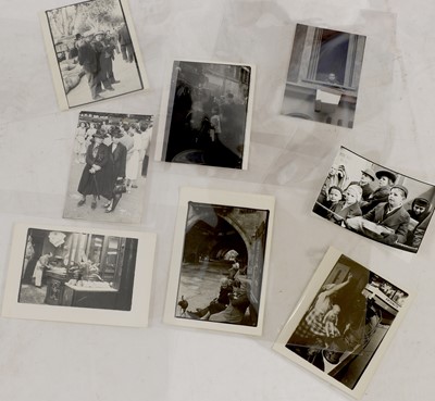 Lot 86 - Henri Cartier-Bresson (French, 1908-2004)