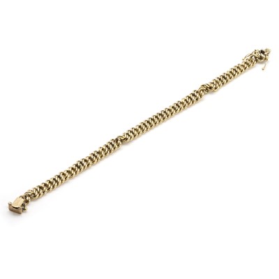 Lot 75 - An Italian 9ct gold bracelet