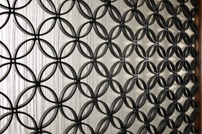 Lot 59 - A large pair of screens