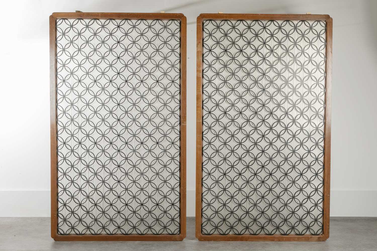Lot 59 - A large pair of screens
