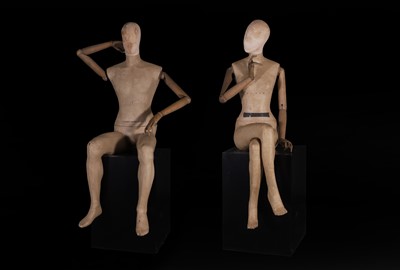 Lot 136 - A pair of seated mannequins