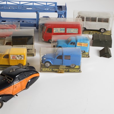 Lot 263 - A collection of toy cars