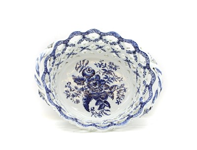 Lot 279 - A Lowestoft blue and white porcelain basket