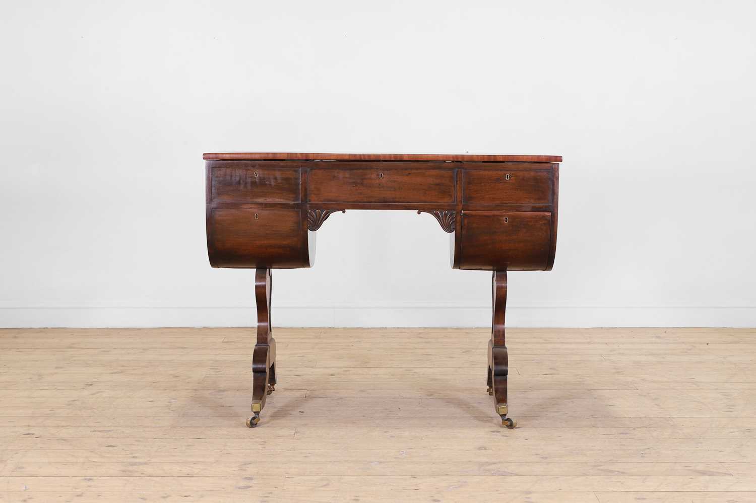 Lot 29 - A late George Ill mahogany combination sofa table or dressing table