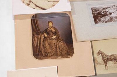 Lot 41 - A large collection of portraits, prints and drawings