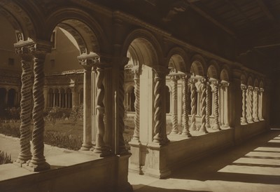 Lot 32 - A collection of Italian architectural views