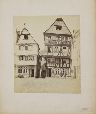 Lot 32 - A collection of Italian architectural views