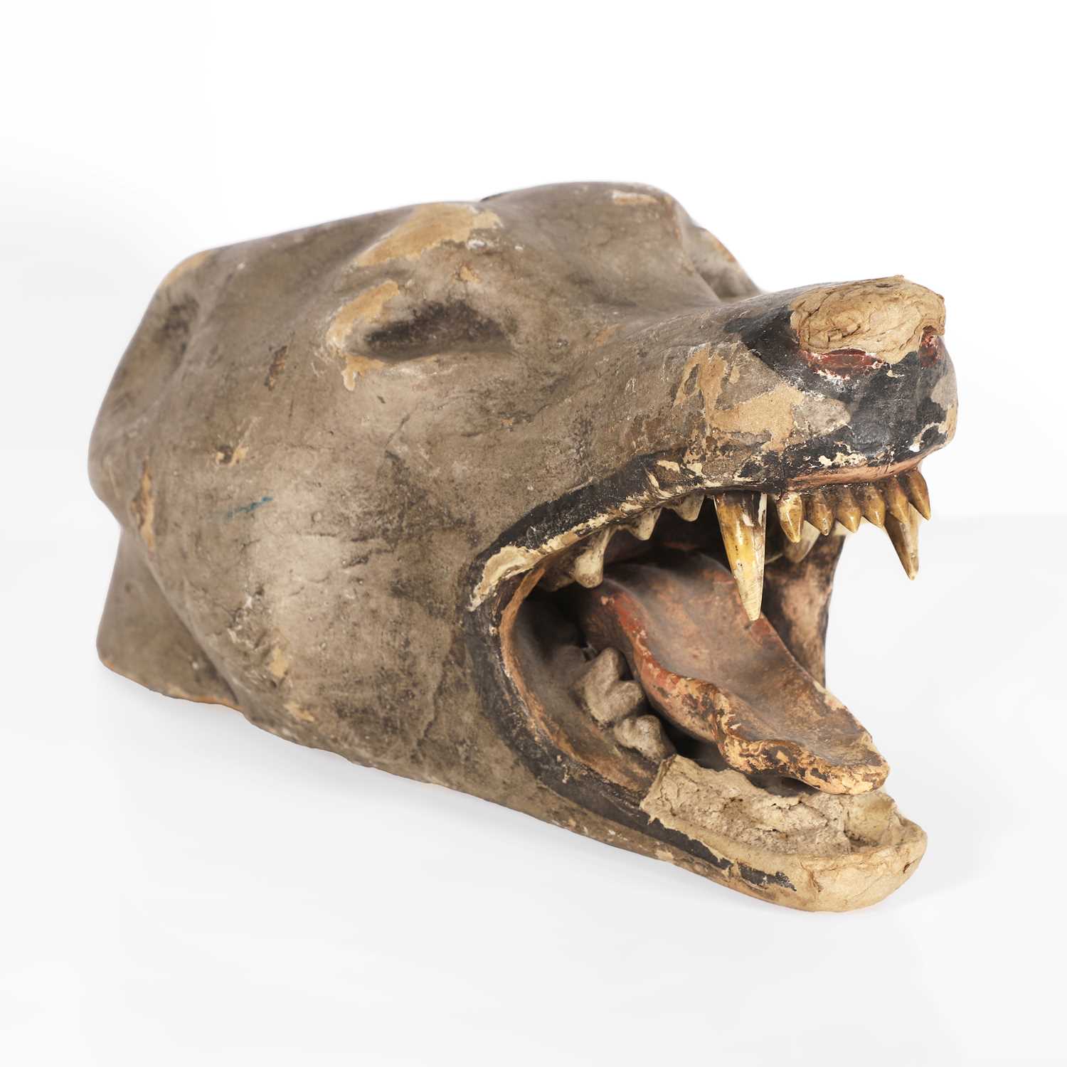 Lot 300 - A papier mâché wolf's head