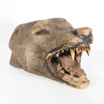 Lot 300 - A papier mâché wolf's head
