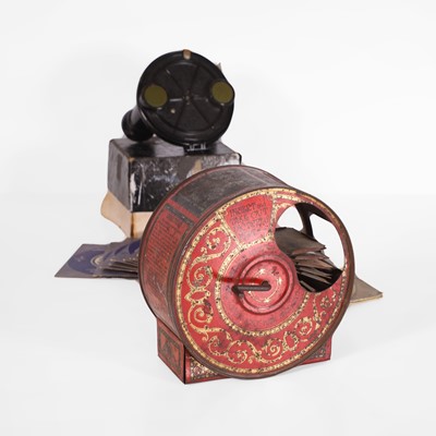 Lot 51 - A newspaper acting-picture machine
