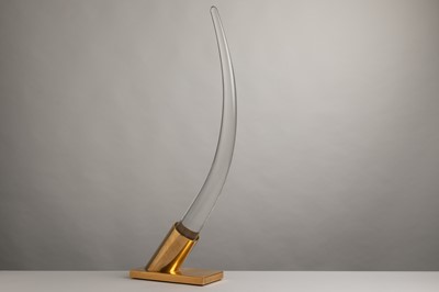 Lot 151 - A large Lucite sculptural 'tusk' table lamp