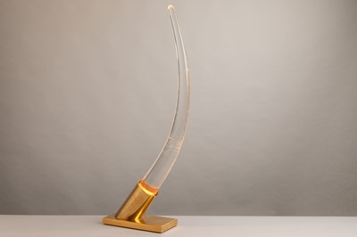 Lot 151 - A large Lucite sculptural 'tusk' table lamp