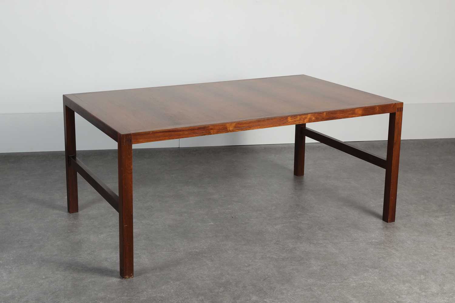 Lot 30 - A rosewood table