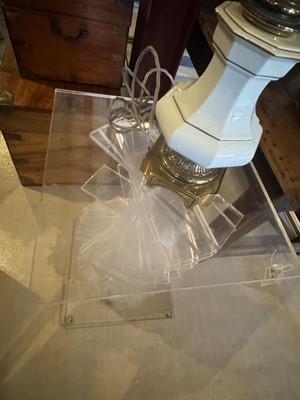 Lot 33 - A pair of Lucite pedestals