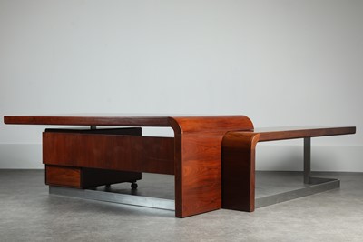 Lot 228 - A walnut executive desk