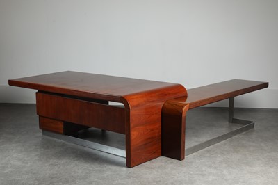 Lot 228 - A walnut executive desk