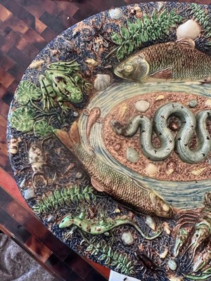 Lot 187 - A Palissy ware-style large oval dish