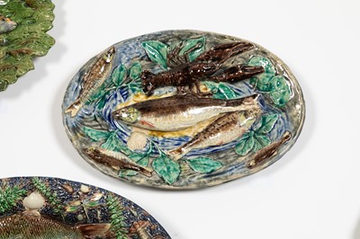 Lot 190 - A Palissy ware oval dish