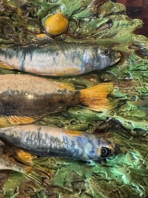 Lot 189 - A Palissy ware shaped oval dish