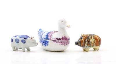 Lot 176 - A group of three pottery animals