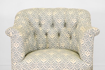 Lot 474 - A pair of button-upholstered 'Pickwell' tub chairs by Howard & Sons