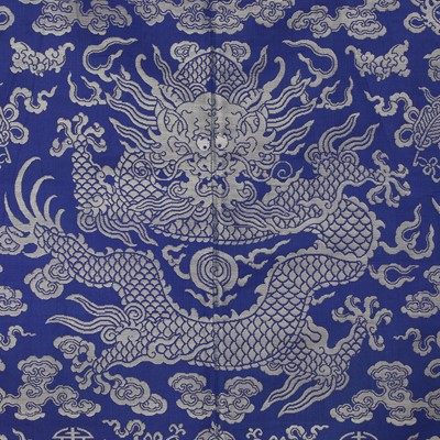 Lot 160 - A Chinese brocade-weave dragon robe