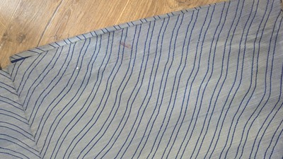 Lot 160 - A Chinese brocade-weave dragon robe